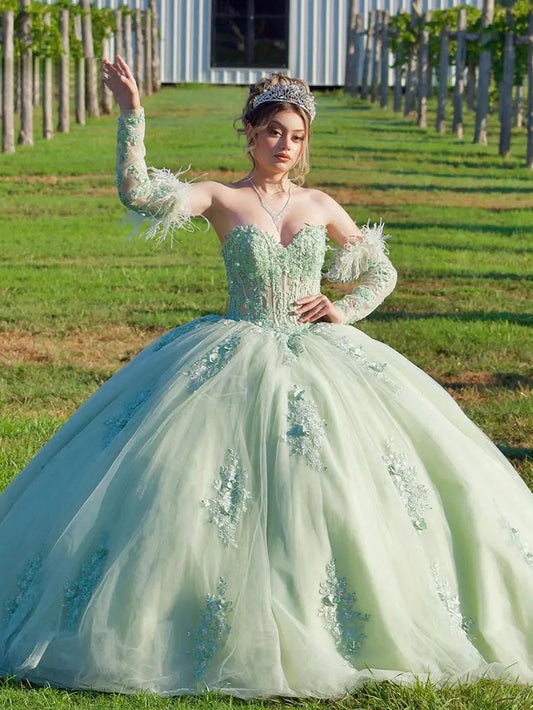 Light Green Ball Gown Quinceanera Dress 2024 Strapless Sweetheart Flowers Lace Appliques Corset Bow Detachable Sleeves Princess Birthday Sweet 16 Dress