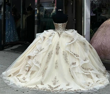 Light Champagne Quinceanera Dresses 2024 Formal Luxury Party Beading Lace Appliques Corset Tiered Ruffle Sweet 16 Dress Prom Graduation Ball Gowns