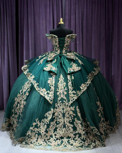 Emerald Green Shiny Quinceanera Dresses For Sweet 16 Princess Gown Gold Applique Lace Off Shoulder Beads Tiered Ruffle Glitter Tulle Prom Dresses