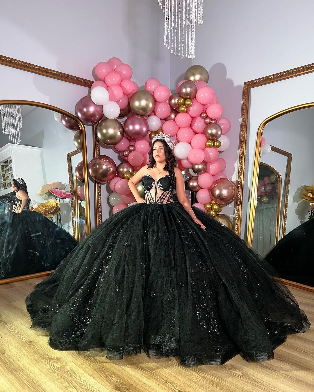 Black Strapless Sweetheart Corset Quinceanera Dresses Ball Gown 2024 Lace Appliques Sparkly Beaded Tulle Prom Party Gowns Princess Sweet 16 Dress
