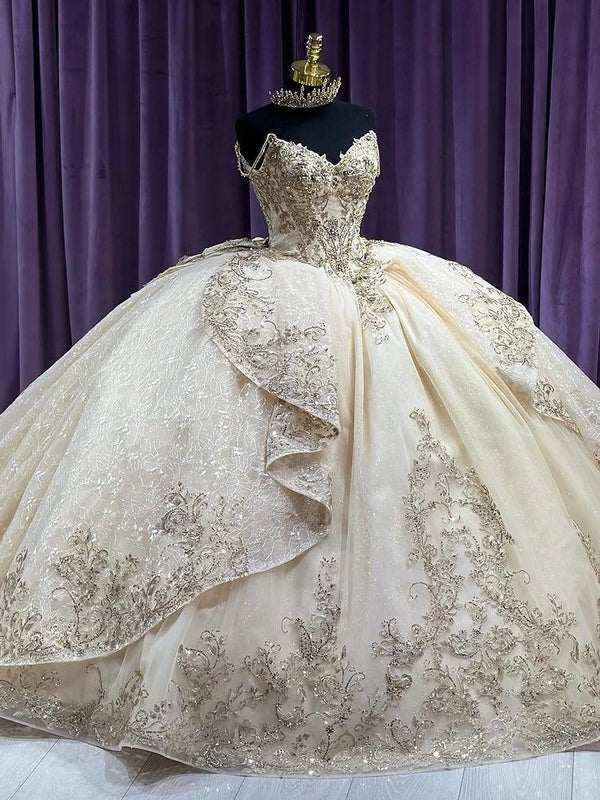 Sweetheart Spaghetti Straps Sleeveless Appliques Beaded Champagne Quinceanera Dress for Sweet 16 WQ1164