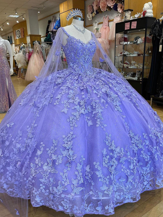 WQ1068 - Ball Gown Sweetheart Neck Long Sleeves 3D Butterfly Lace Appliques Beaded Lavender Tulle Quinceanera Dress for Sweet 16