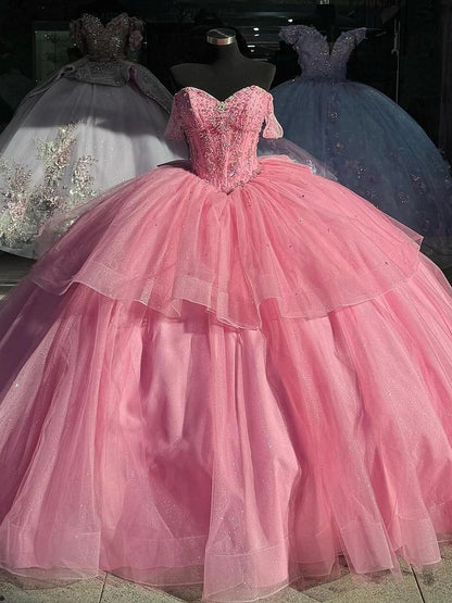 Rosa schulterfreies Sweetheart-Korsett-Ballkleid-Prinzessin-Quinceanera-Kleider mit Perlen verzierten Tüllrüschen, formelle Abschlussball-Partykleider, Sweet 16-Kleid