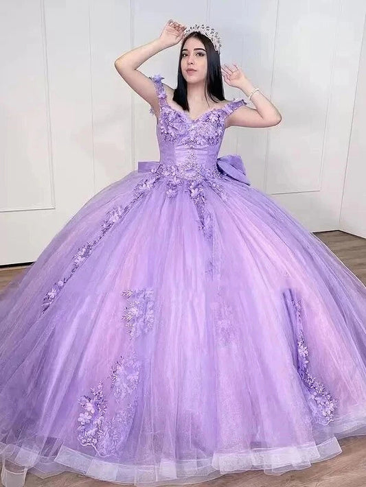 Lila Ballkleid Quinceanera Kleider Spitze Off the Shoulder Perlen Große Schleife 3D Blumenapplikationen Sweet 16 Kleid Prinzessin Abschlussball Partykleider