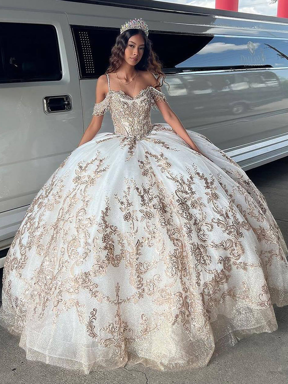 Prinzessin Quinceanera Kleider Luxus Off Schulter Spitze Applikationen Perlen Funkelnden Tüll Puffy Sweet 16 Kleid Party Kleid