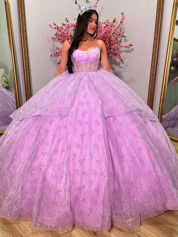 Funkelndes lila Quinceanera-Kleid, Ballkleid, trägerlos, Korsett, Glitzer, Tüll, gestufte Rüschen, Perlenbesatz, Schleife, Sweet 16-Kleid, Prinzessinnen-Partykleid
