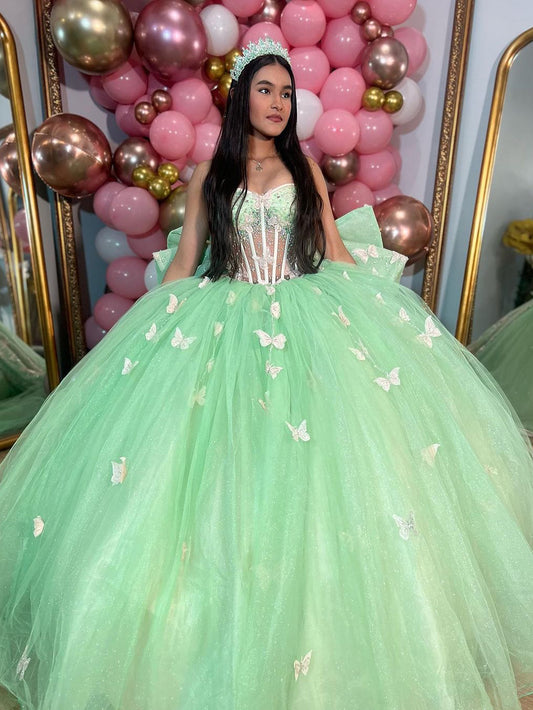 WQ1126 - Chic & Modern Ball Gown Sweetheart Neck 3D Butterfly Appliques Bow Knot Mint Green Tulle Princess Evening Party  Gown Quinceanera Dress for Sweet 16