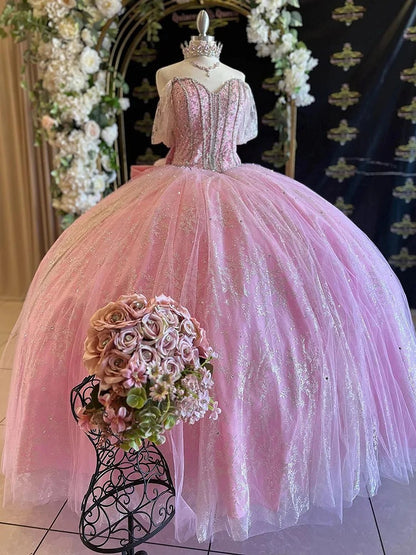 WQ1108 - Elegant Ball Gown Sweetheart Neck Off Shoulder Spaghetti Straps Lace Appliques Pink Tulle Princess Prom Party Gown Quinceanera Dresses for Sweet 16