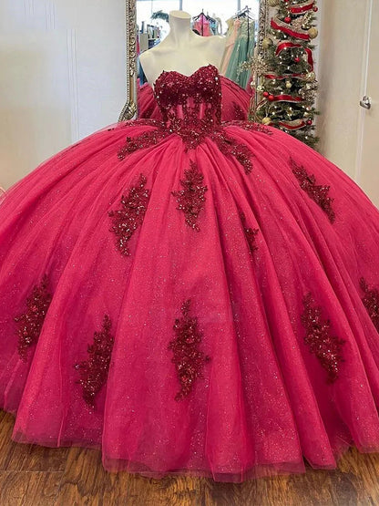 Red Strapless Sweetheart Ball Gown Quinceanera Dresses Sleeveless Appliques Lace Beading Corset Glitter Tulle Sweet 16 Princess Party Gown