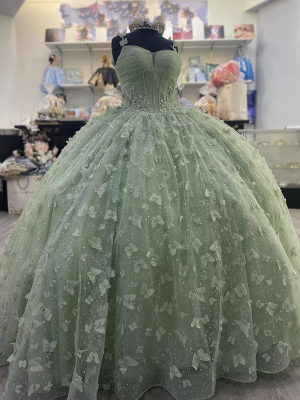Salbeigrüne Quinceanera-Kleider mit Schmetterlingsspitze und Spaghettiträgern, herzförmiger Ausschnitt, Korsett, Perlen, Schleife, Tüll, Prinzessinnen-Partykleid, Ballkleid