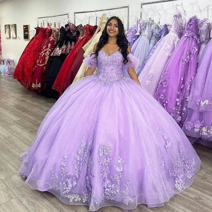 WQ1039 - Glamorous Ball Gown Off Shoulder Glitter Tulle Lace Appliques Puffy Sleeves  Lilac Tulle Quinceanera Dress for Sweet 16