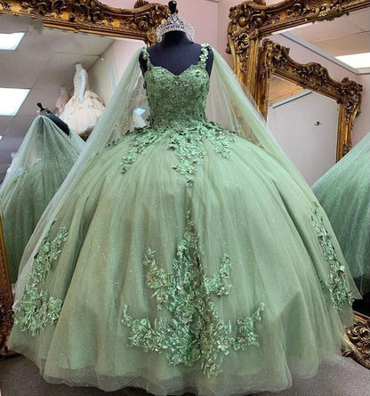 WQ1024 - Elegant Ball Gown Strapless Straps Lace Appliques Sage Green Tulle Quinceanera Dress for Sweet 16