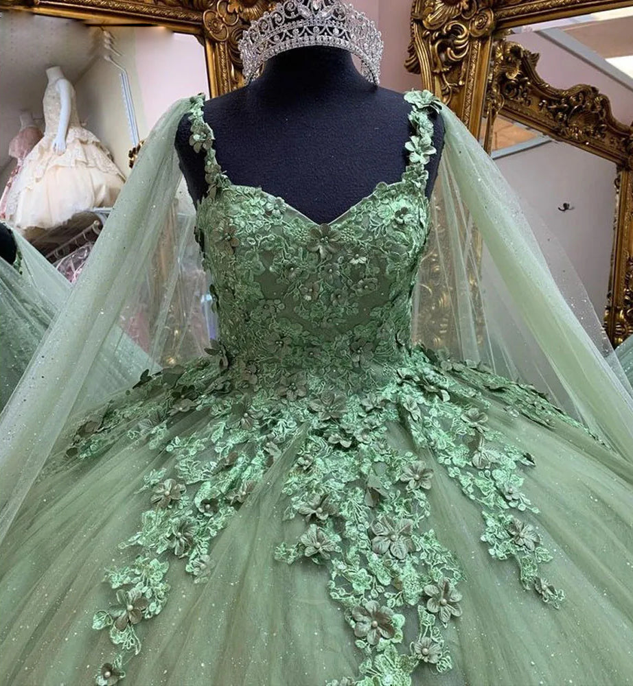 WQ1024 - Elegant Ball Gown Strapless Straps Lace Appliques Sage Green Tulle Quinceanera Dress for Sweet 16