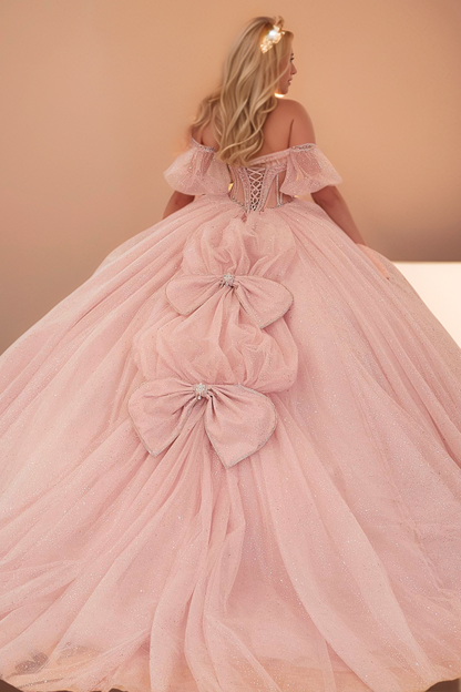 Langes Quinceanera-Kleid mit Herzausschnitt für Damen, trägerloses Korsett mit Blumenapplikationen, Perlenbesetztes Tüll-Ballkleid 