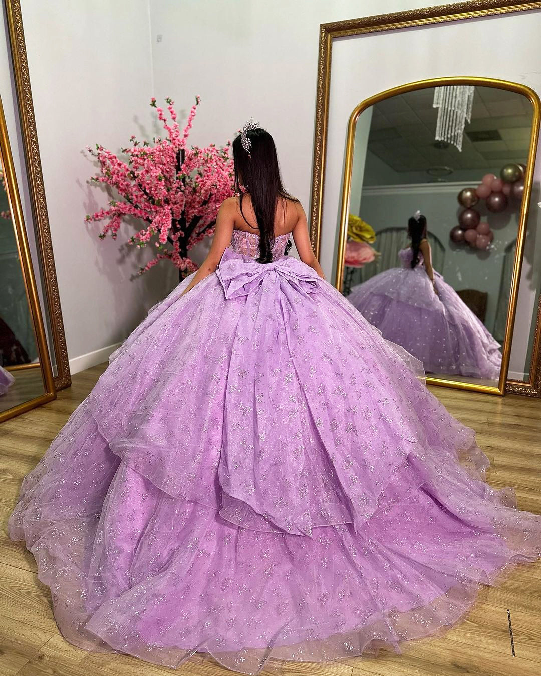 WQ1152 - Chic & Glitter Ball Gown Strapless Tiered Bow Knot Lilac Tulle Quinceanera DressPrincess Evening Party Gown for Sweet 16