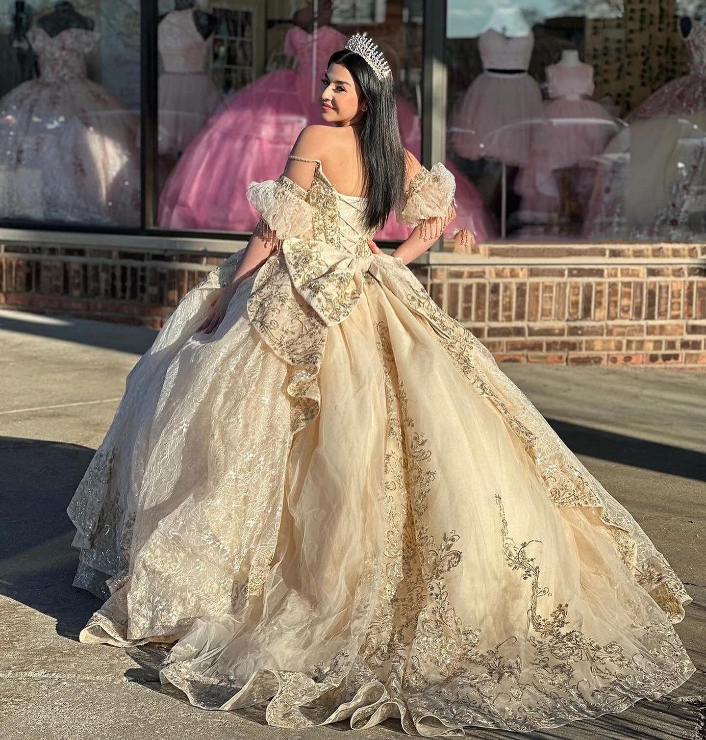 Robe de bal de luxe en champagne pour filles, robe de soirée d'anniversaire, en tulle, avec appliques en dentelle, corset perlé, 16 ans