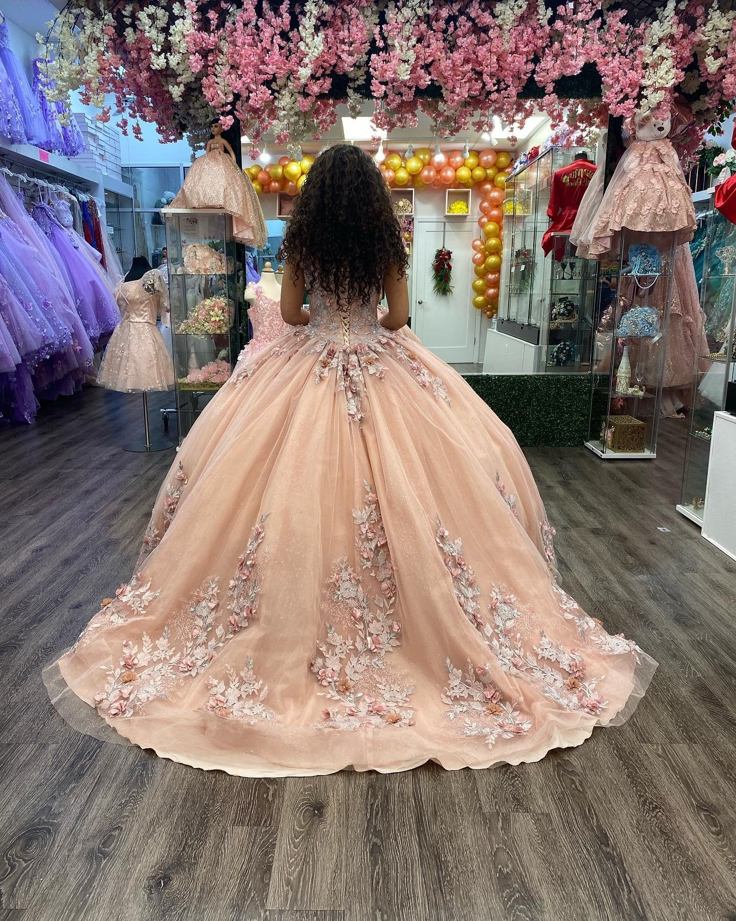 WQ1132 - Luxury & Glamorous Ball Gown Off Shoulder Sleeveless 3D Flowers Lace Appliques Pink Tulle Princess Evening Party Dress Quinceanera Dresses for Sweet 16