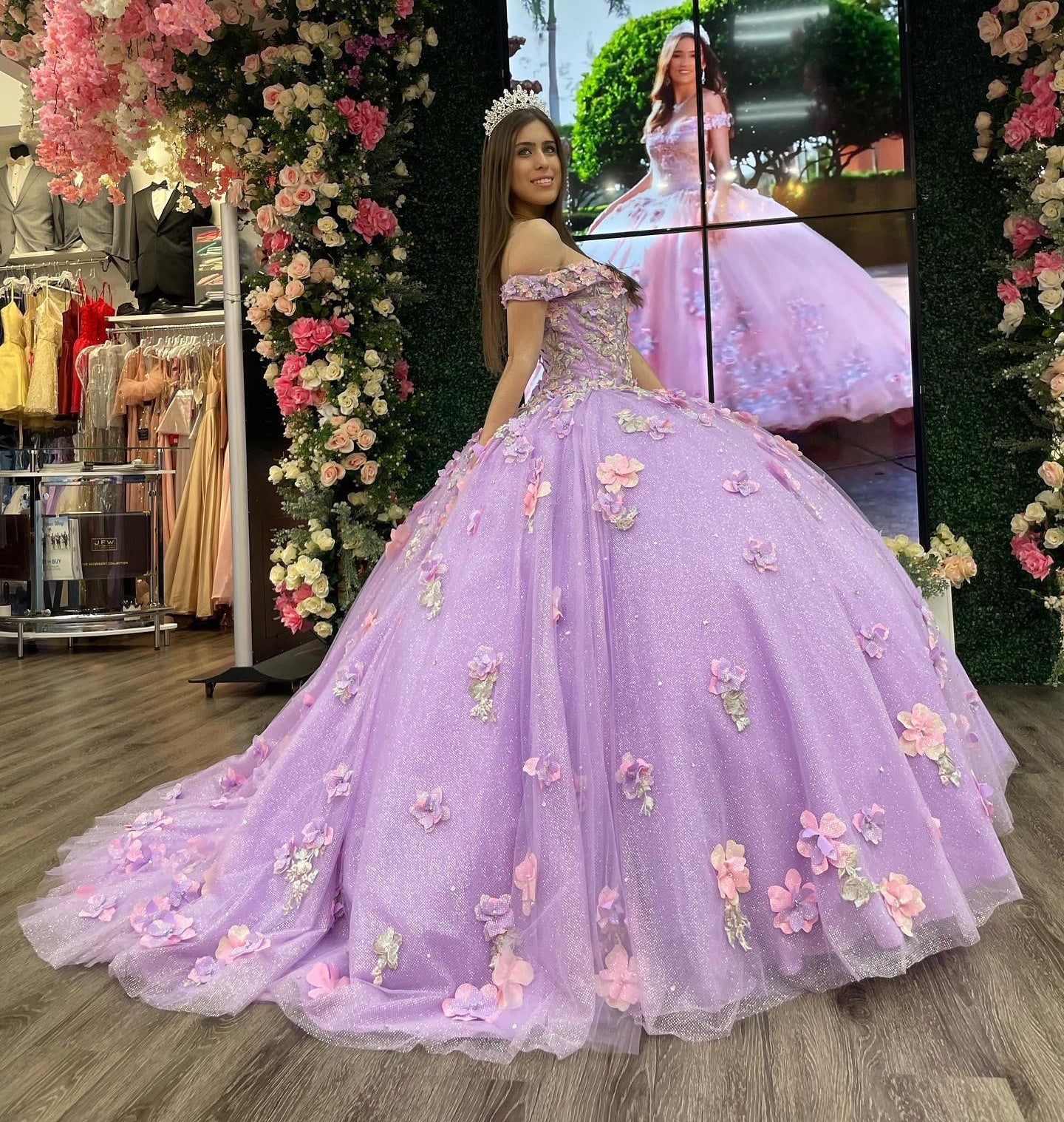 WQ1138 - Chic & Modern Ball Gown Off Shoulder 3D Flower Appliques Sequins Lilac Tulle Formal Evening PartyQuinceanera Dress Princess for Sweet 16