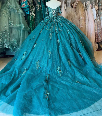 Robe de princesse Quinceanera vert émeraude pailletée 2024, robe de bal à épaules dénudées, corset en cœur, fleurs perlées, dentelle, appliques, tulle, robe Sweet 16