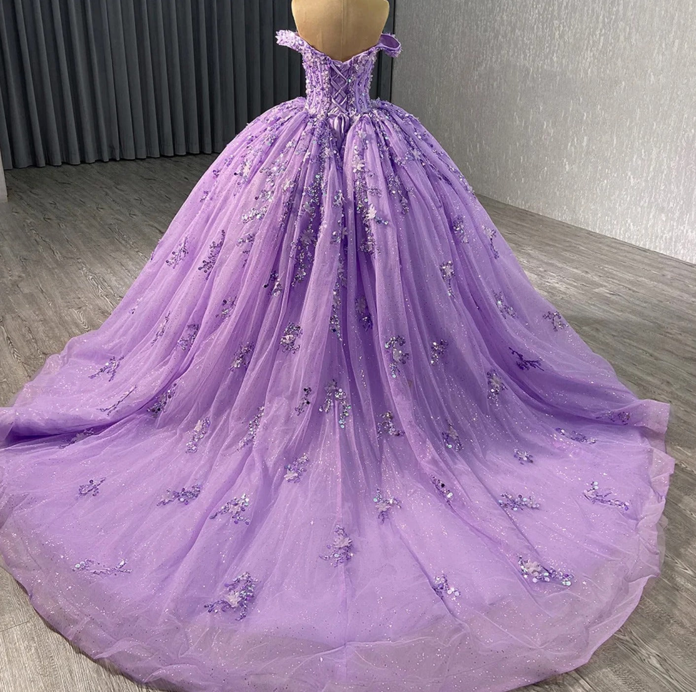 Purple Off Shoulder Sweetheart Puffy Quinceanera Dresses Lace Appliques Beaded Corset Glitter Tulle Sweet 16 Dress Prom Party Gowns