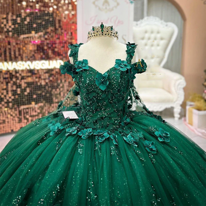 WQ1009 - Luxury Ball Gown Off Shoulder 3D Flower Appliques Beaded Emerald Green Tulle Quinceanera Dress for Sweet 16 Wedding Party Gown