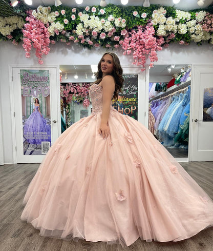 WQ1119 - Cute & Chic Ball Gown Sweetheart Neck Flower Lace Appliques Beaded Pink Tulle Birthday Party Gown Quinceanera Dress for Sweet 16