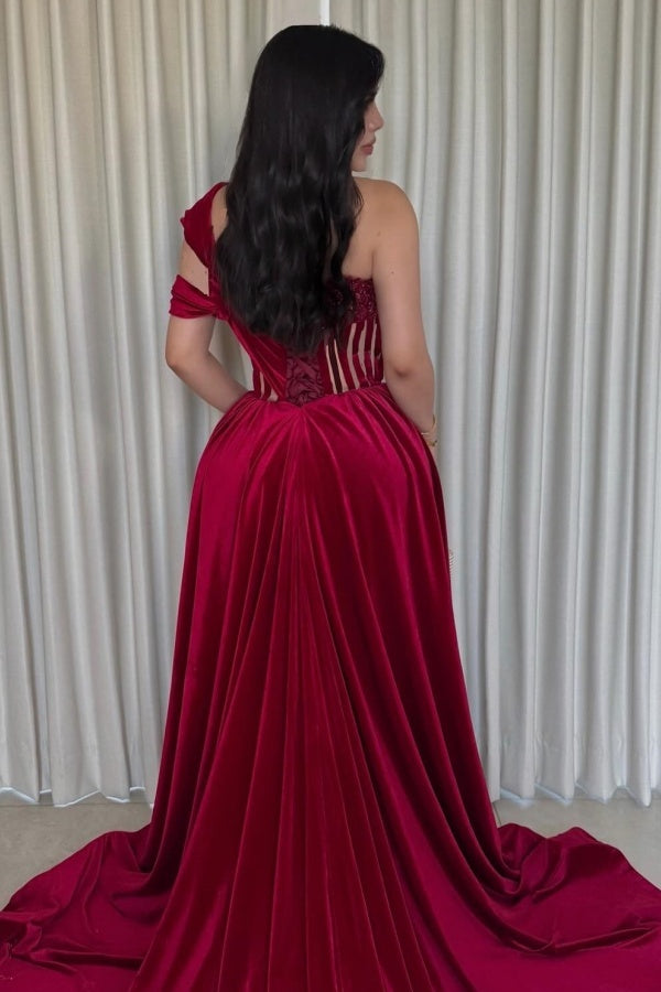 WU1089 - Robe de soirée sexy et magnifique à une épaule, sans bretelles, plissée, en velours bordeaux, avec fente latérale haute