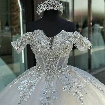 White Quinceanera Dress 2024 Princess Lace Appliques Beaded Sweet 15 16 Dress Ball Gown Off the Shoulder Corset Birthday Prom Party Gowns