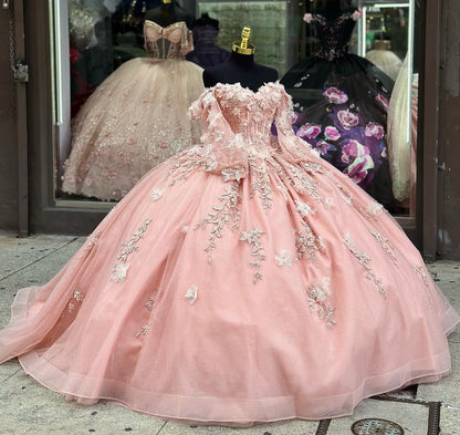 WQ1165 - Elegant & Cute Ball Gown Off Shoulder Long Sleeves Lace Appliques Beaded Sweetheart Neck Pink Tulle Quinceanera Dress Evening  Party for Sweet 16