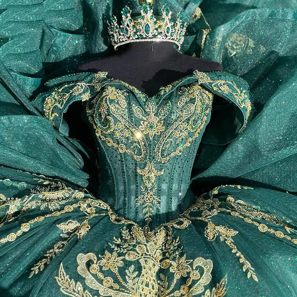 Emerald Green Off The Shoulder Beading Corset Ruffles Quinceanera Dress Ball Gown Gold Lace Appliques Princess Sweet 15 16 Birthday Party Gown