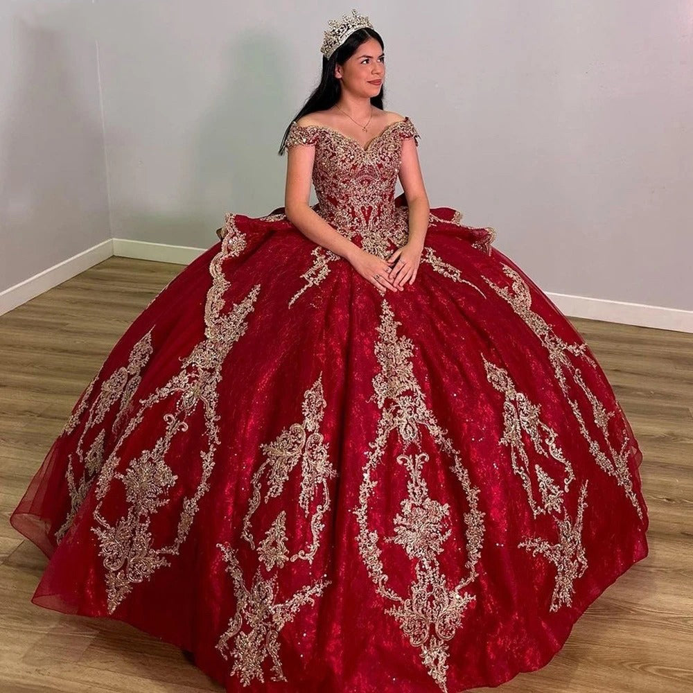 WQ1097 - Luxury Ball Gown Off Shoulder Cap Sleeveless Lace Appliques Red Tulle Quinceanera Dress Birthday Prom Party Gown for Sweet 16