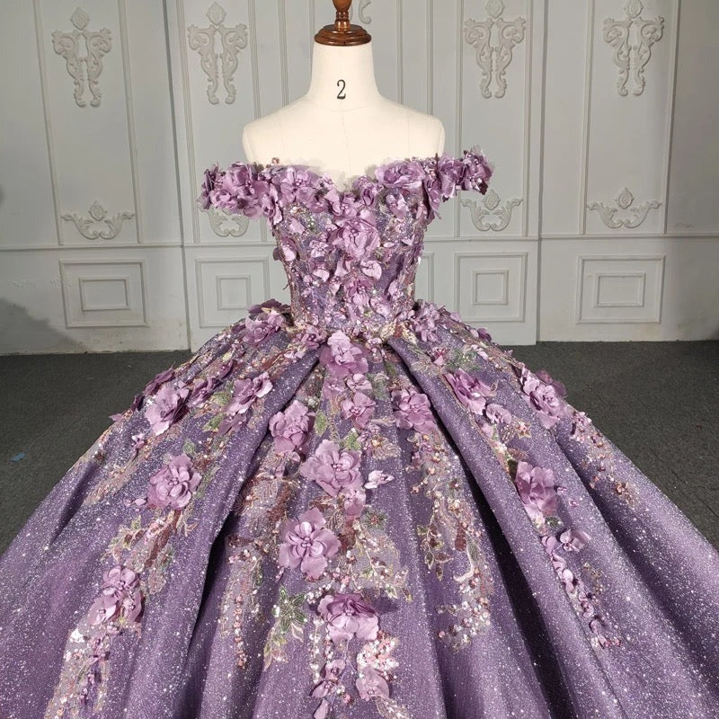 WQ1250 - Glamorous & Luxury Ball Gown Off Shoulder Flowers Lace Appliques Beaded Purple Tulle Quinceanera Dress Princess Birthday Party Gown for Sweet 16