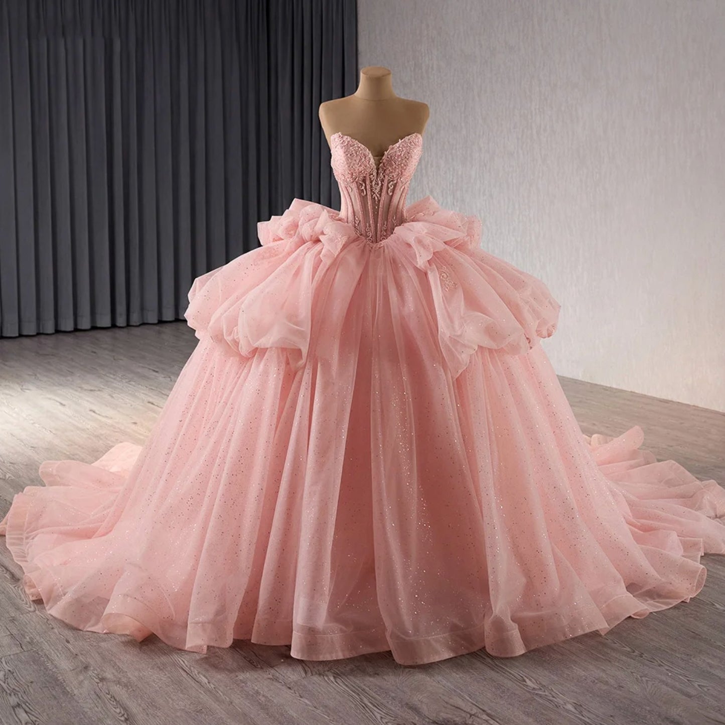 Princess Sweet 16 Strapless Quinceanera Dresses with Detachable Sleeves Ball Gown Ruffle Tiered Tulle Bow Birthday Prom Gowns