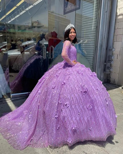 WQ1069 - Ball Gown Sweetheart Neck Long Sleeves 3D Floral Appliques Lilac Tulle Princess Gown Quinceanera Dress for Sweet 16