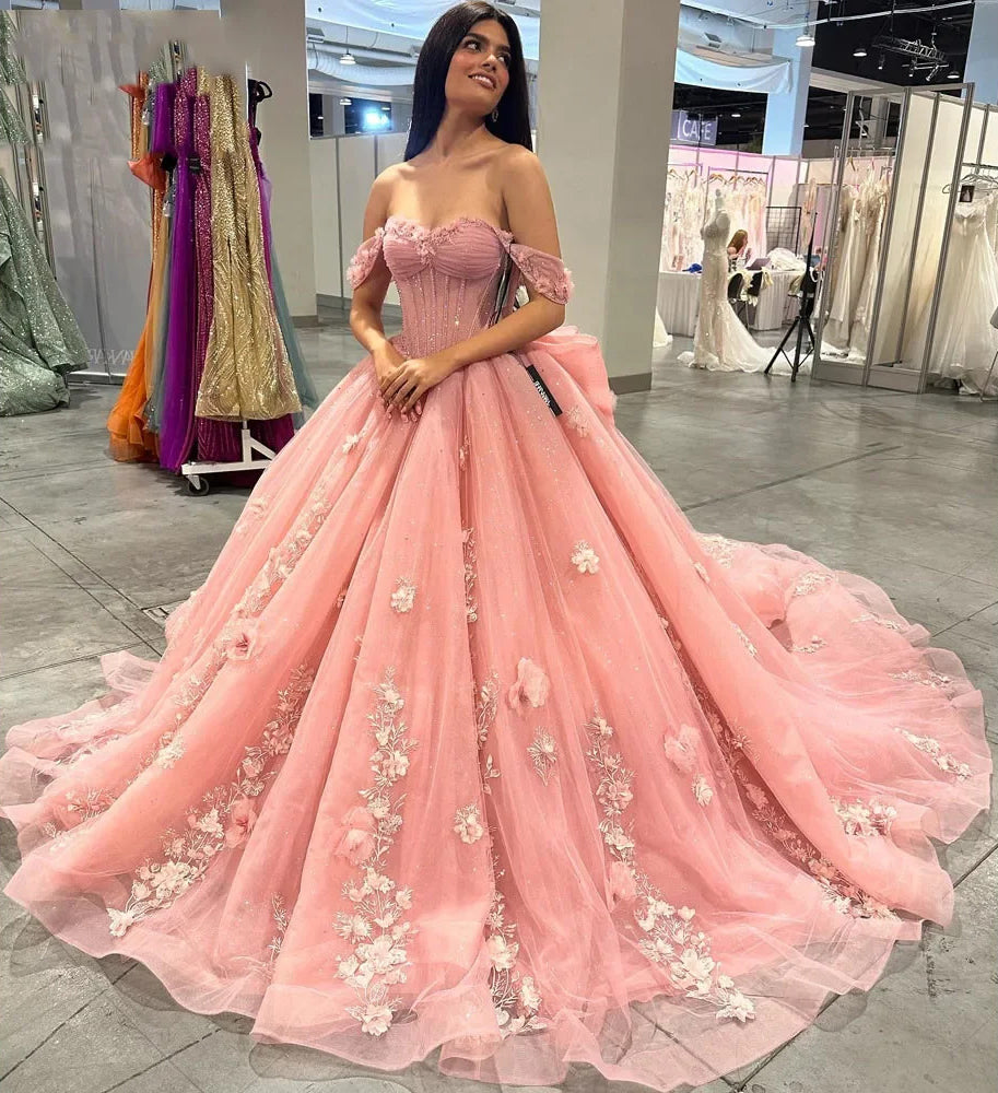 WQ1036 - Elegant Ball Gown Off Shoulder 3D Flower Lace Appliques Pink Tulle Quinceanera Dress for Sweet 16