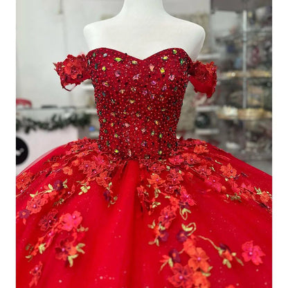 WQ1172 - Luxury & Gorgeous Ball Gown Off Shoulder Beaded Lace Appliques Ruffles Red Tulle Quinceanera Dresses Birthday Party Gown for Sweet 16