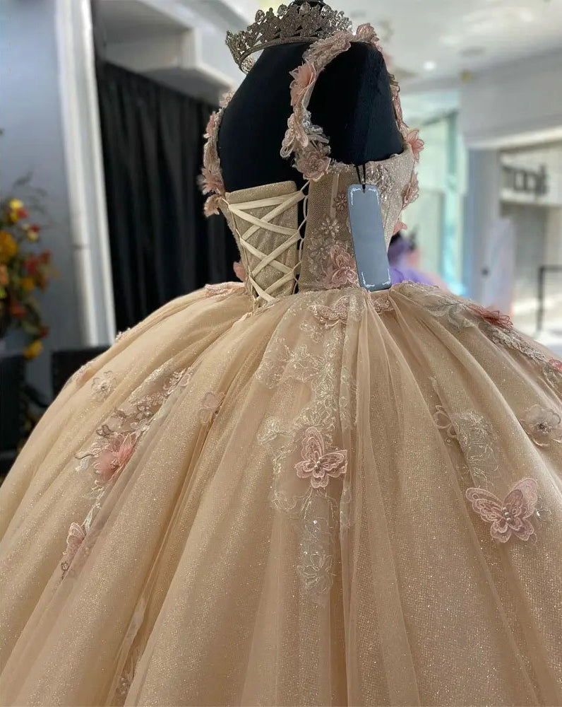 Robe de Quinceanera Champagne Brillante Sweet 16 2024 Appliques en Dentelle Fleurs 3D Corset Princesse Robe de Bal Perlée Paillettes Tulle Robes de Soirée