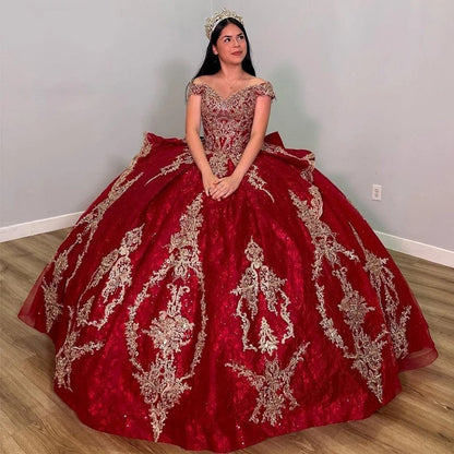 WQ1097 - Luxury Ball Gown Off Shoulder Cap Sleeveless Lace Appliques Red Tulle Quinceanera Dress Birthday Prom Party Gown for Sweet 16