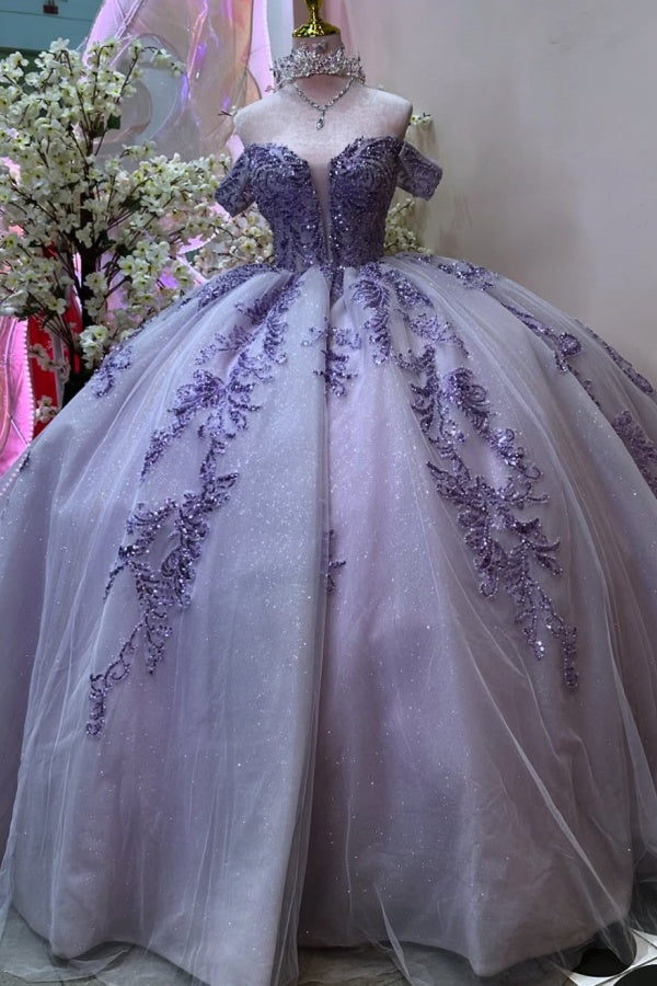 Langes Quinceanera-Kleid mit Herzausschnitt für Damen, trägerloses Korsett mit Blumenapplikationen, Perlenbesetztes Tüll-Ballkleid 