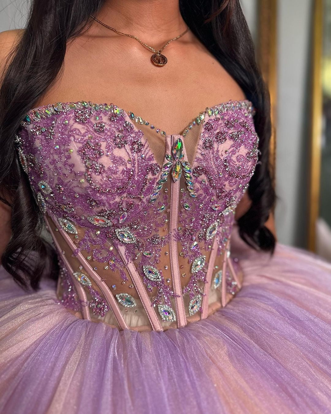 Strapless Sweetheart Corset Ball Gown 2024 Princess Quinceanera Dresses Lace Appliques Sparkly Beaded Tulle Formal Prom Party Gowns Sweet 16 Dress