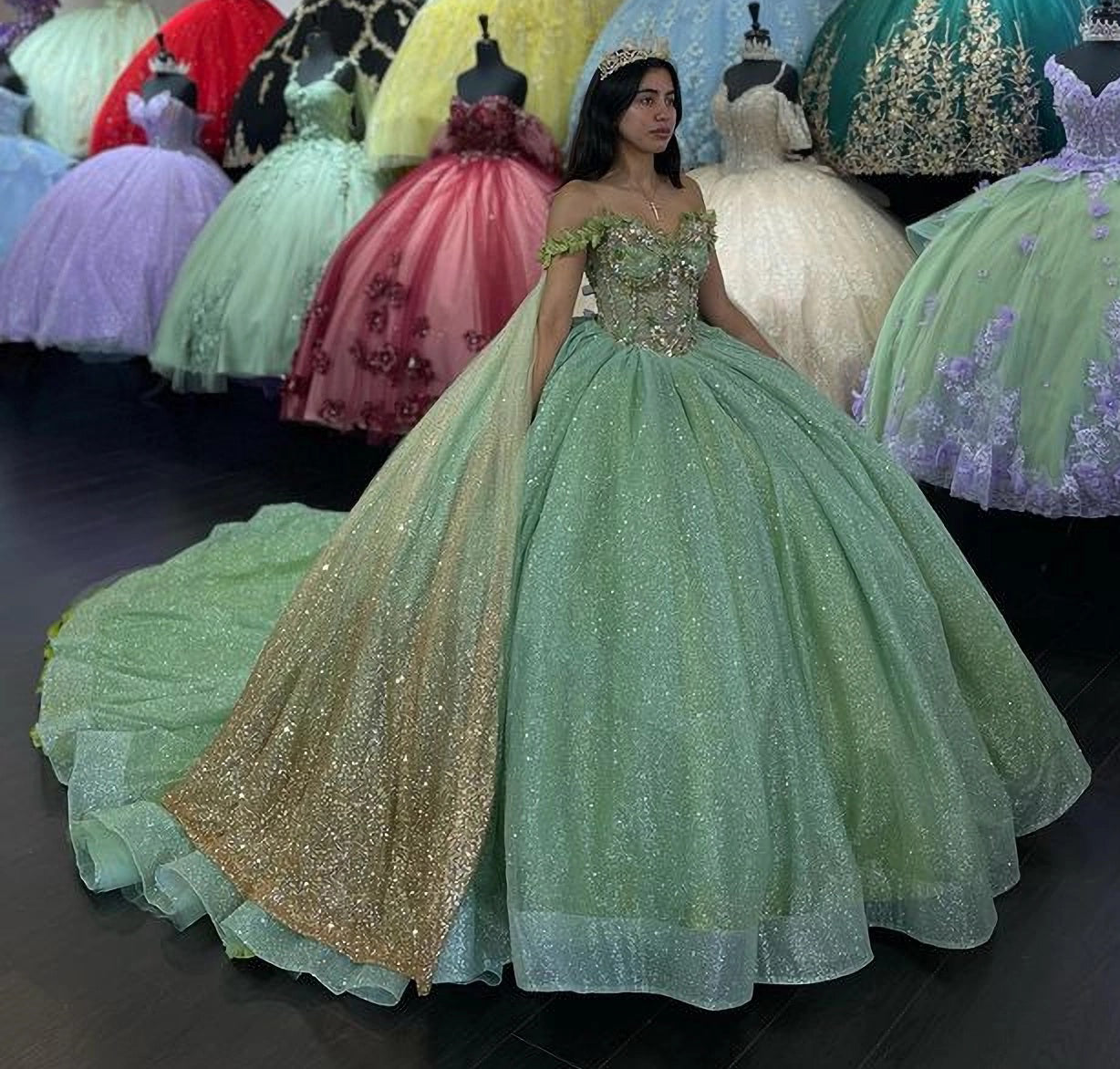 Sparkly Sage Green Off Shoulder Ball Gown Quinceanera Dresses Sweetheart Corset Flowers Appliques Beads Glitter Tulle Sweet 16 Dress with Train