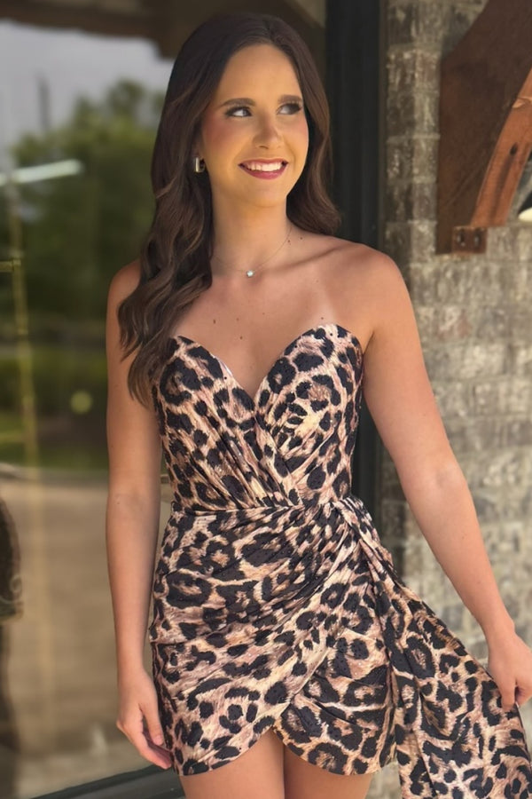 Sheath Strapless Sleeveless Pleated Leopard Print Homecoming Dress WH1113