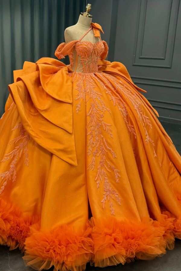 Langes Quinceanera-Kleid mit Herzausschnitt für Damen, trägerloses Korsett mit Blumenapplikationen, Perlenbesetztes Tüll-Ballkleid 