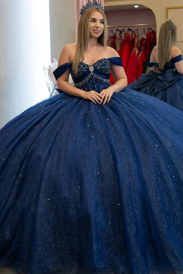 Langes Quinceanera-Kleid mit Herzausschnitt für Damen, trägerloses Korsett mit Blumenapplikationen, Perlenbesetztes Tüll-Ballkleid 