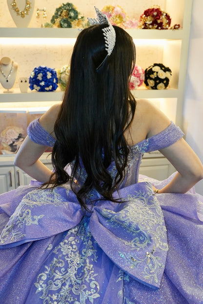 Langes Quinceanera-Kleid mit Herzausschnitt für Damen, trägerloses Korsett mit Blumenapplikationen, Perlenbesetztes Tüll-Ballkleid 