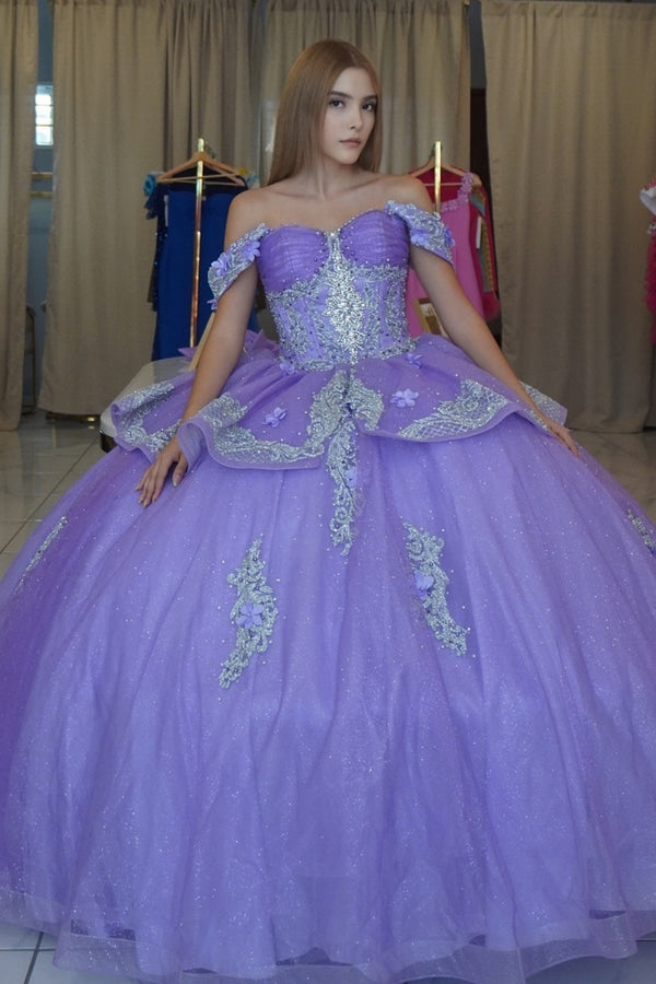 Langes Quinceanera-Kleid mit Herzausschnitt für Damen, trägerloses Korsett mit Blumenapplikationen, Perlenbesetztes Tüll-Ballkleid 