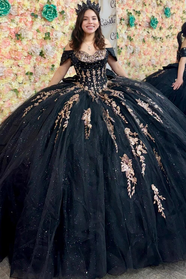 Off Shoulder Sleeveless Beaded Gold Sequins Appliques Bow Knot Black Sweet 15 Quinceañera Dress WQ1744