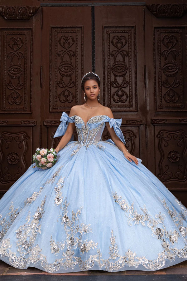 Off Shoulder Sleeveless Beaded Sequins Appliques Bow Knot Blue Sweet 15 Quinceañera Dress WQ1747