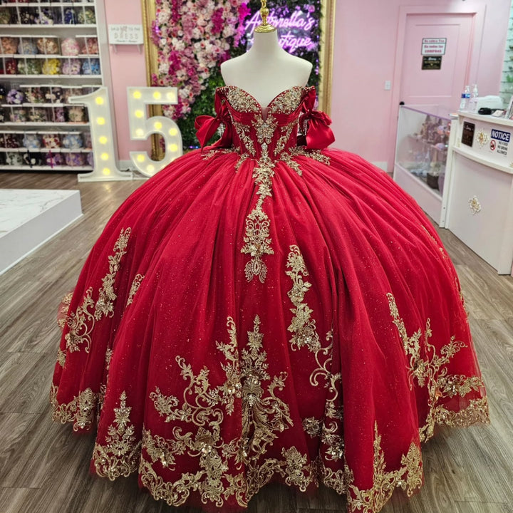 Off Shoulder Sleeveless Beaded Bow Knot Gold Appliques Red Sweet 15 Qu – WADAYUYU Dresses