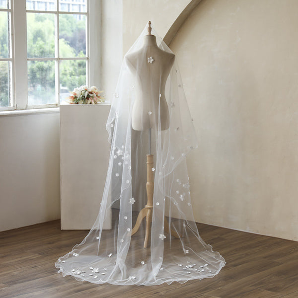 Long Trailing Single Layer 3D Flower Appliques Retro Bridal Wedding Veil WV1001